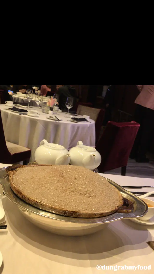 古法酒香鹽焗雞 (需預訂)