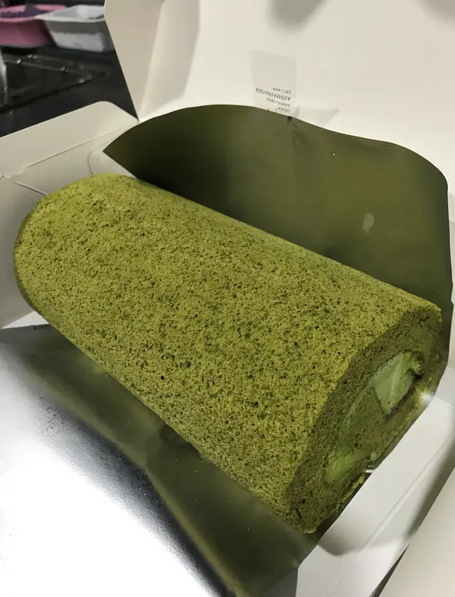 Matcha Roll Cake