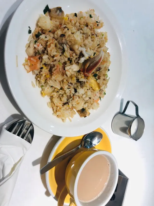 日式海鮮鐵板炒飯