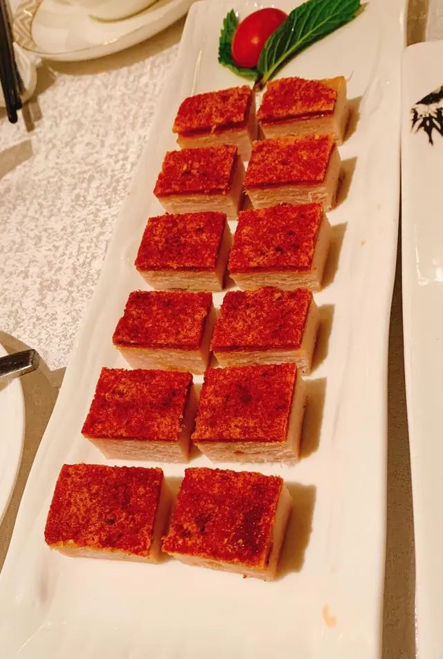 脆皮燒腩仔