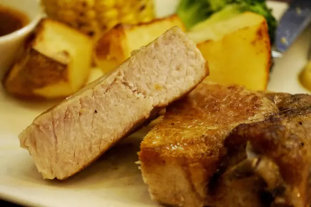 慢煮法式豬鞍扒