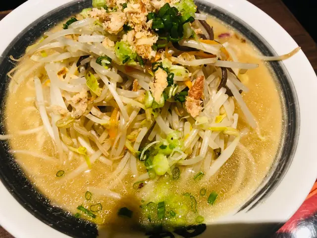 野菜味噌雞白湯拉麵