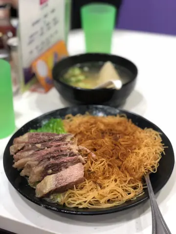 蝦籽牛腩撈麵