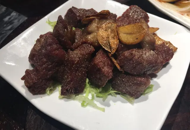 蒜片牛肉粒