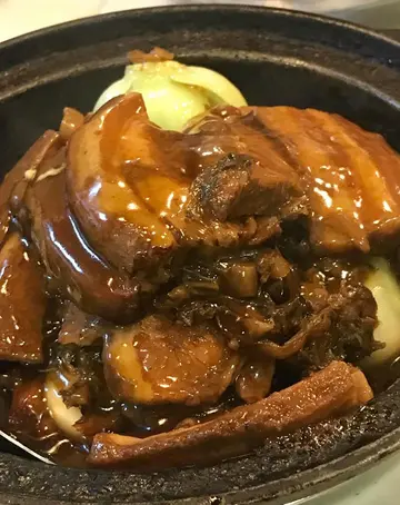 梅菜扣肉煲