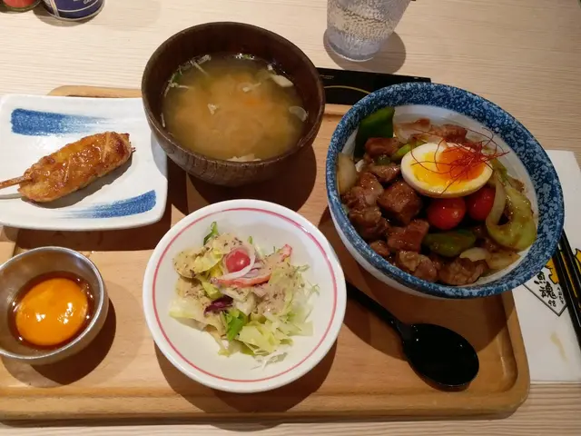 特別醬汁醮點雞肉串燒，好好味