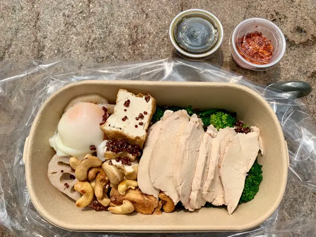 嫩雞肉豆腐暖沙律