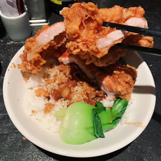 秘製豬扒飯(肉燥汁)