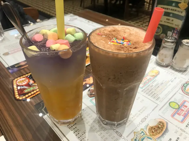 懷舊雪兔及香濃朱古力咖啡(跟餐+$10)