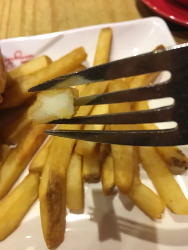 跟餐加30包飲品及粗薯條