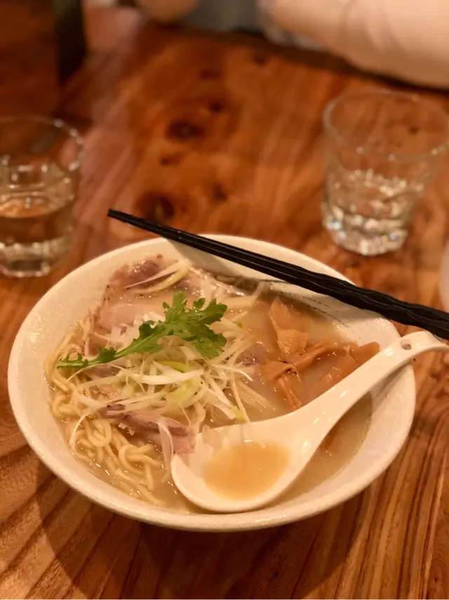 特級白湯拉麵(小)