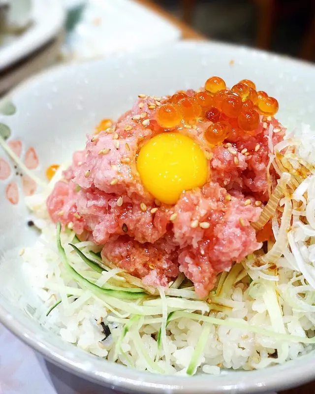 碎吞拿魚茸丼-限定
