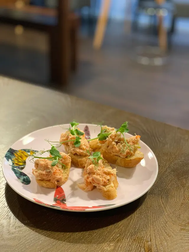 明太子蟹肉沙律小法包