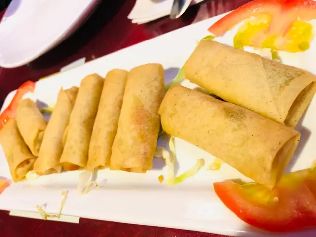 SPRING ROLL