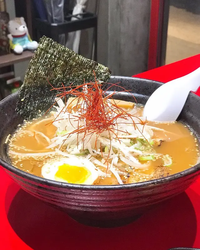 醬油炙燒五花叉燒拉麵