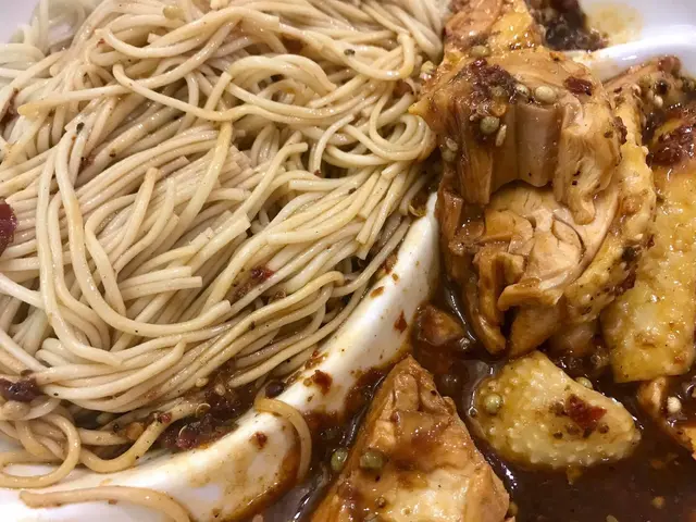 口水雞撈麵
