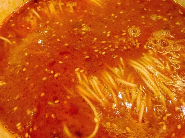 四川擔擔拉麵走蔥