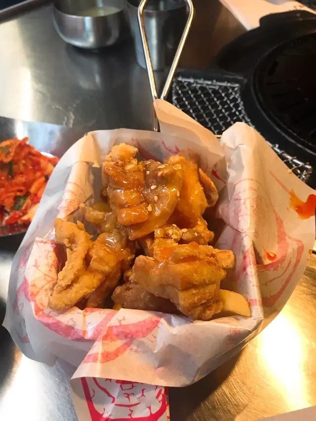柑橘炸雞配薯條