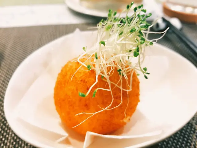 黑松露芝士炸薯球