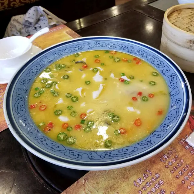 酸菜煮有機桂花魚片