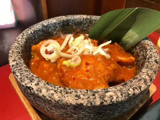 韓式石鍋雞煲