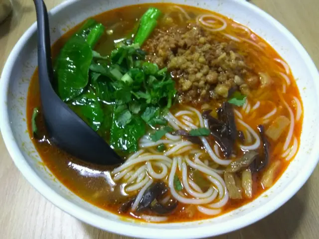 幾乎是全店最便宜的，像螺螄粉一樣的東西