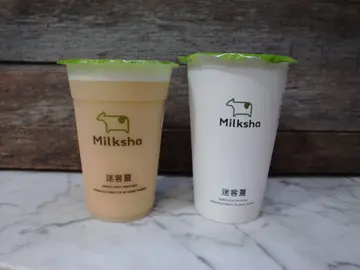养乐多绿茶（左）及 珍珠伯爵红茶拿铁（右）