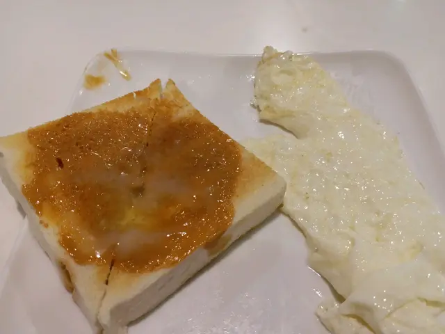 奶醬多、炒蛋白