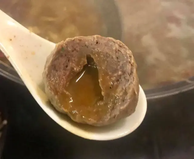 法式龍蝦湯爆漿牛丸