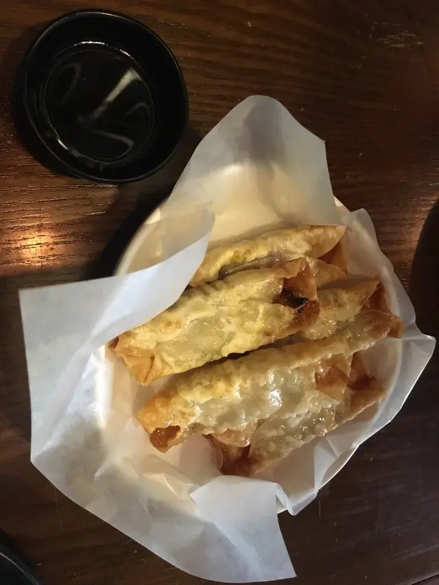 雞軟骨餃子