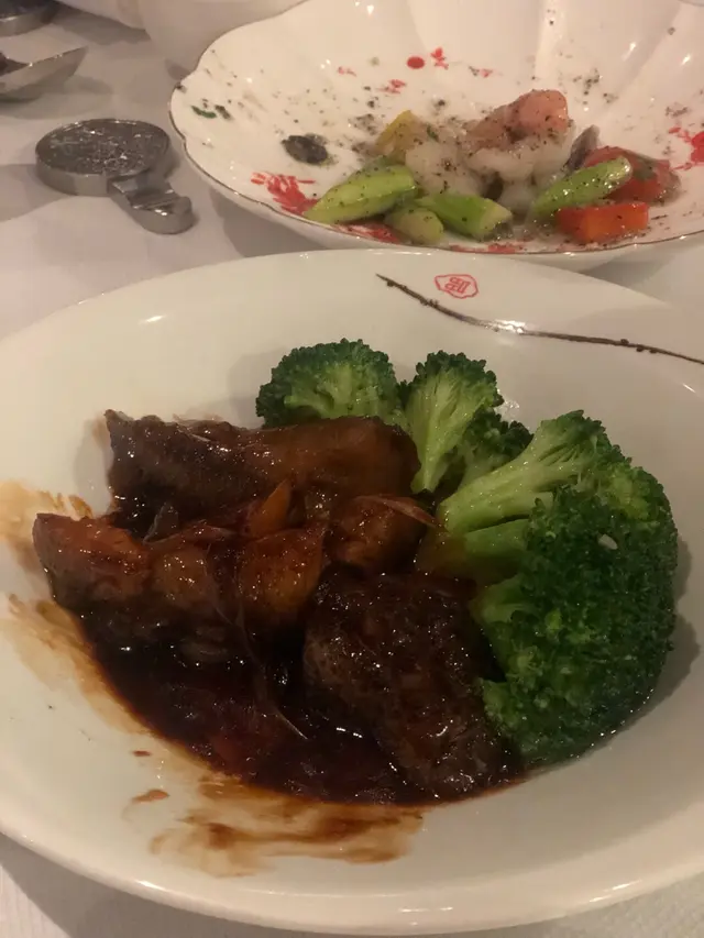 葱炒海參