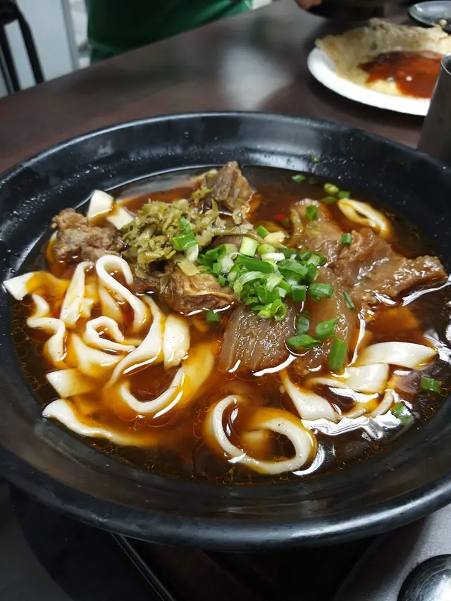 紅燒半筋半肉麵