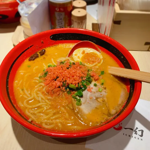 冬日限定辛辣味增蝦湯拉麵