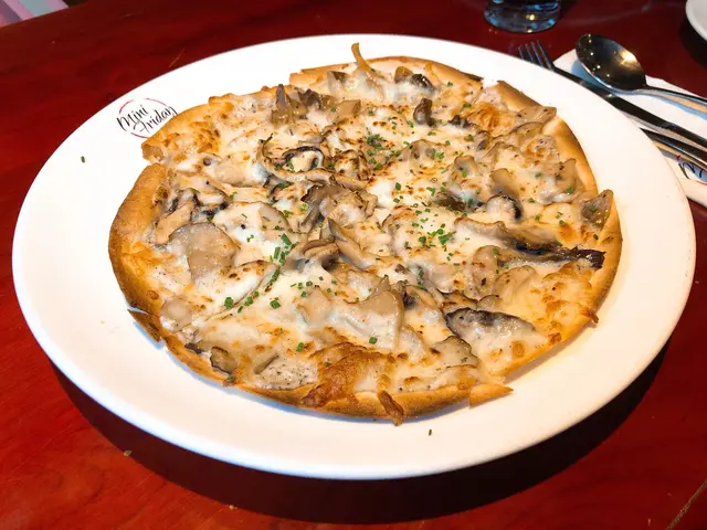 黑松露野菌薄餅