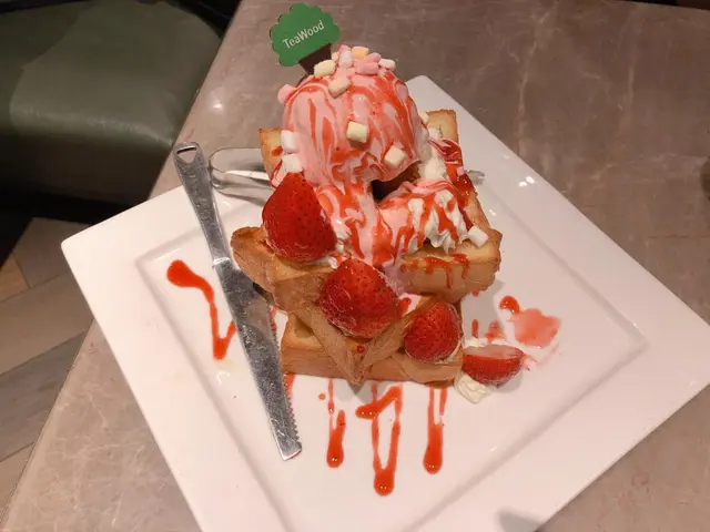 草莓香草蜜糖磚塊