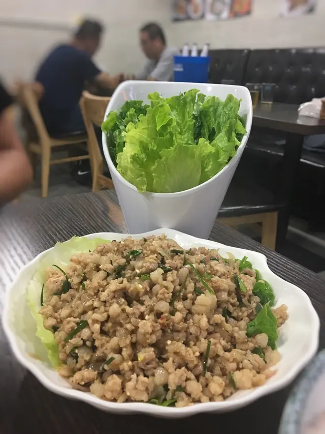 泰式肉碎生菜包