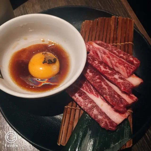 和牛牛肋肉（4片）黑松露月見汁