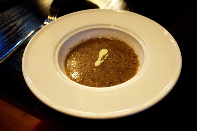 黑松露蘑菇湯