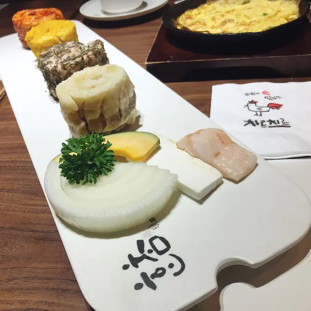 五花腩(辣椒醬、香草、咖哩、蒜蓉)