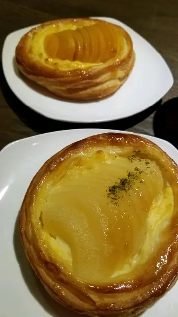 pear Danish