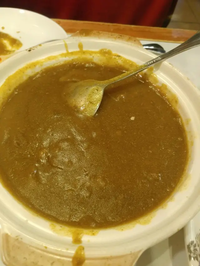 葡式咖哩崩沙牛腩