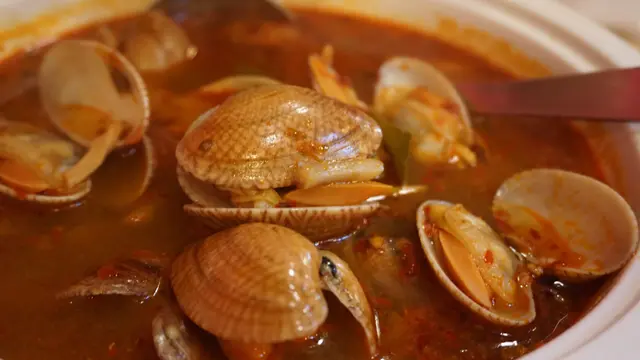 冬蔭公湯煮花甲