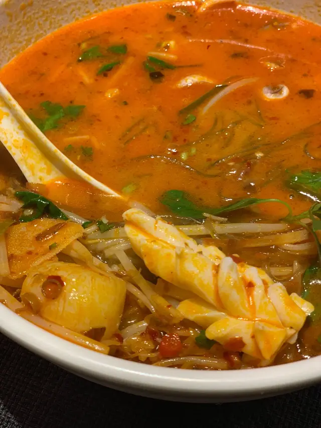 酸辣海鮮湯黑粉絲