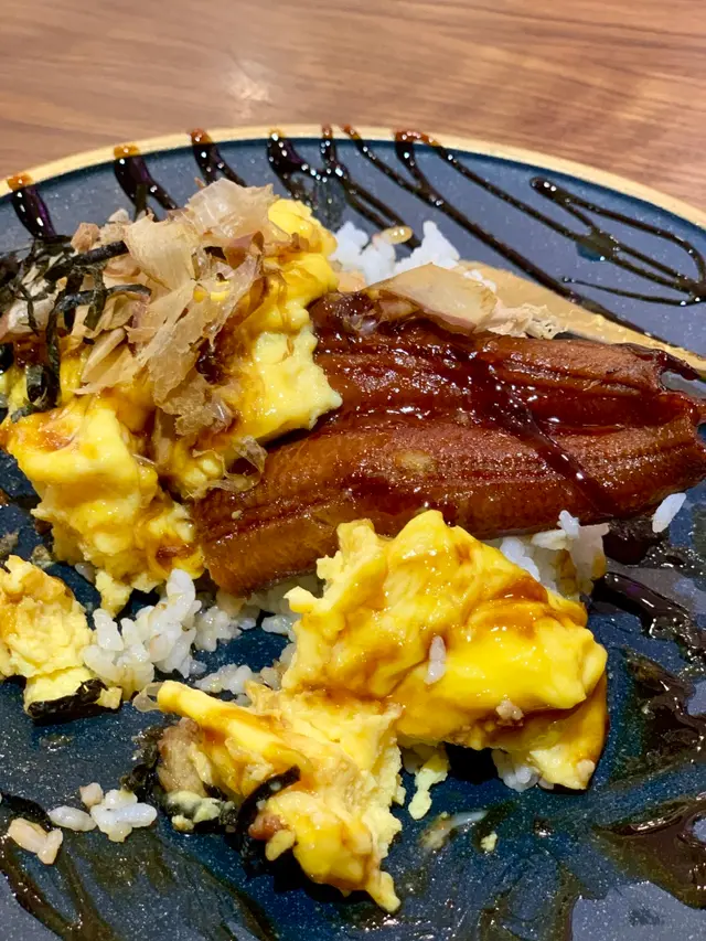 原條鰻魚滑蛋配日本飯
