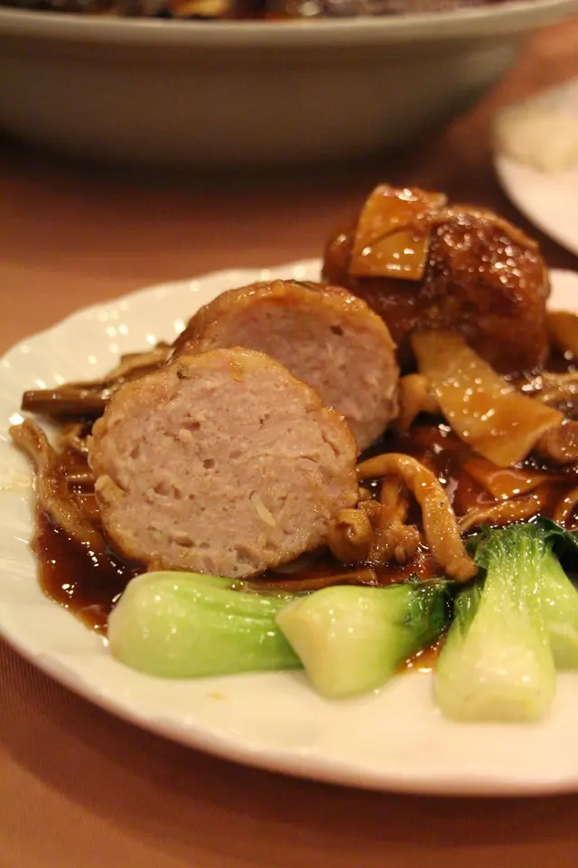 有機豚肉山珍子頭