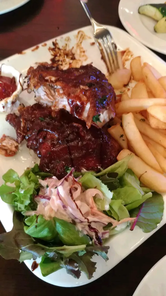 baby back ribs 烤豬肋骨半份