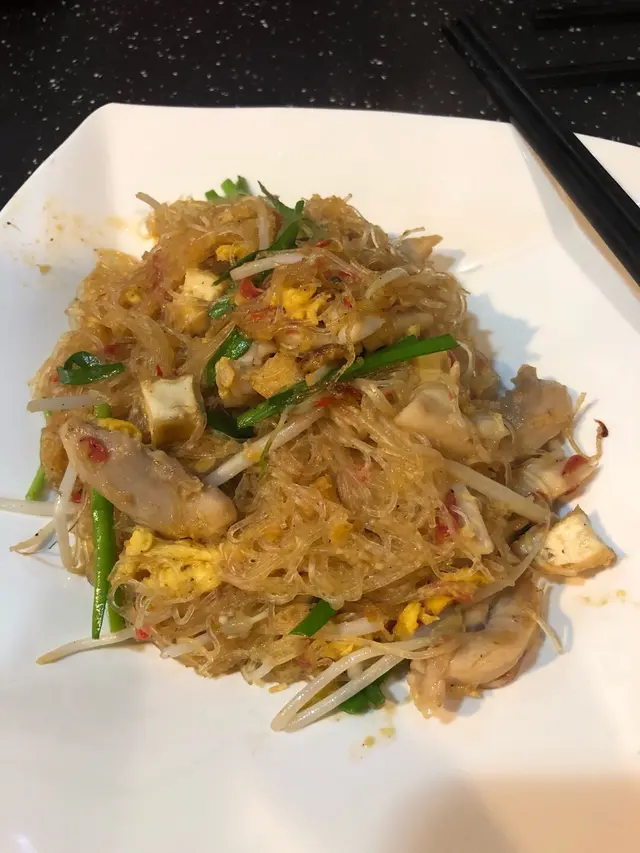 泰式雞肉炒粉絲
