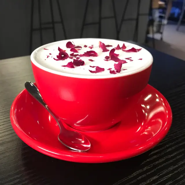玫瑰鮮奶(熱)