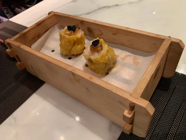 黑珍珠海膽燒賣