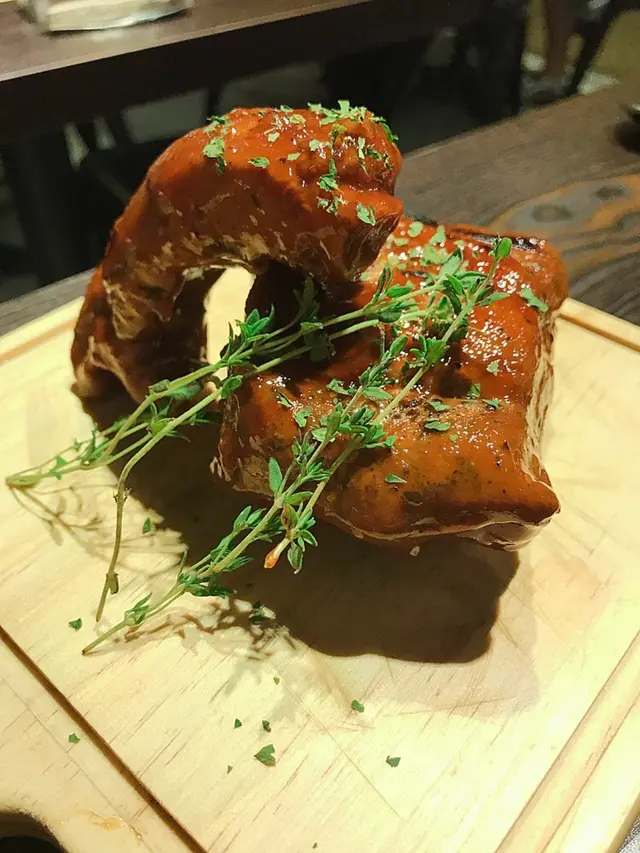 美式煙考豬仔骨